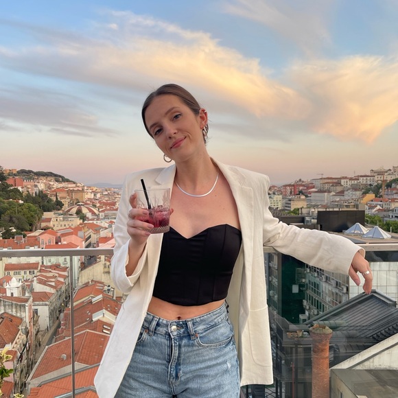 Meet the Posher Other - Meet your Posher, Kiera